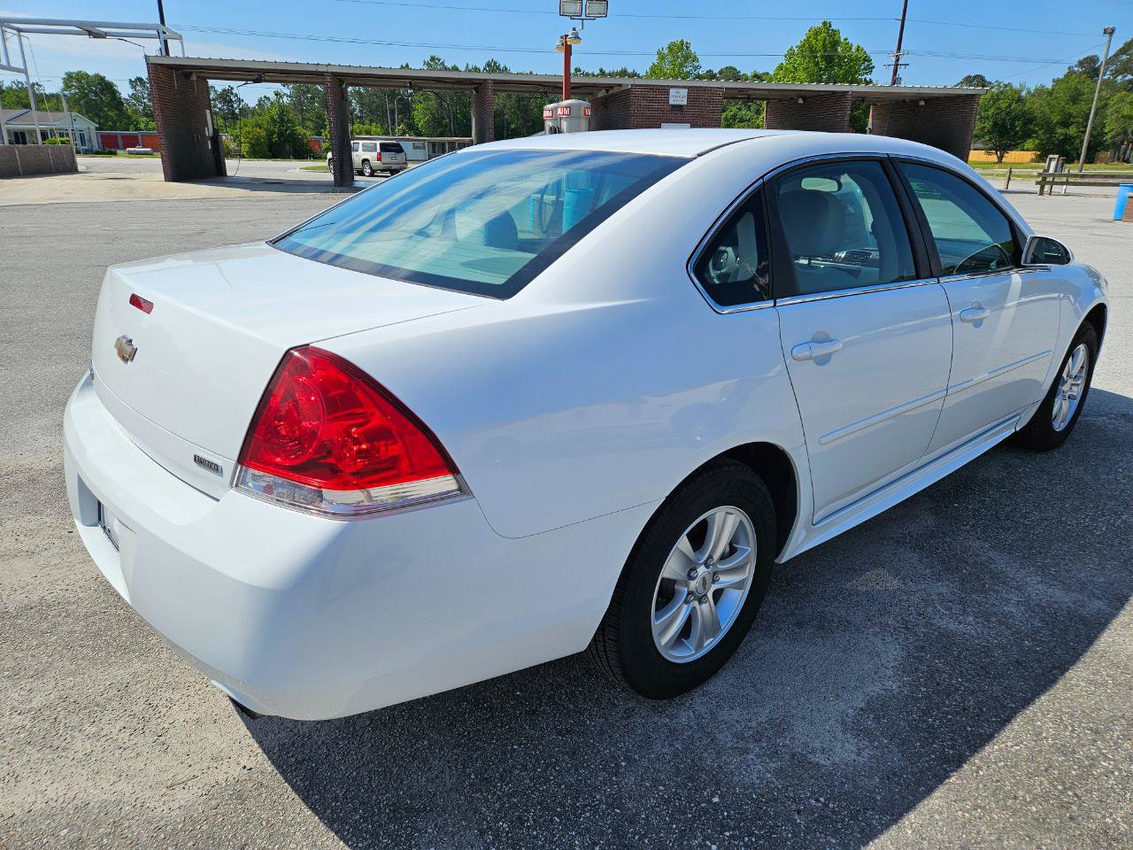 Used 2016 Chevrolet Impala Limited LS FWD image 6
