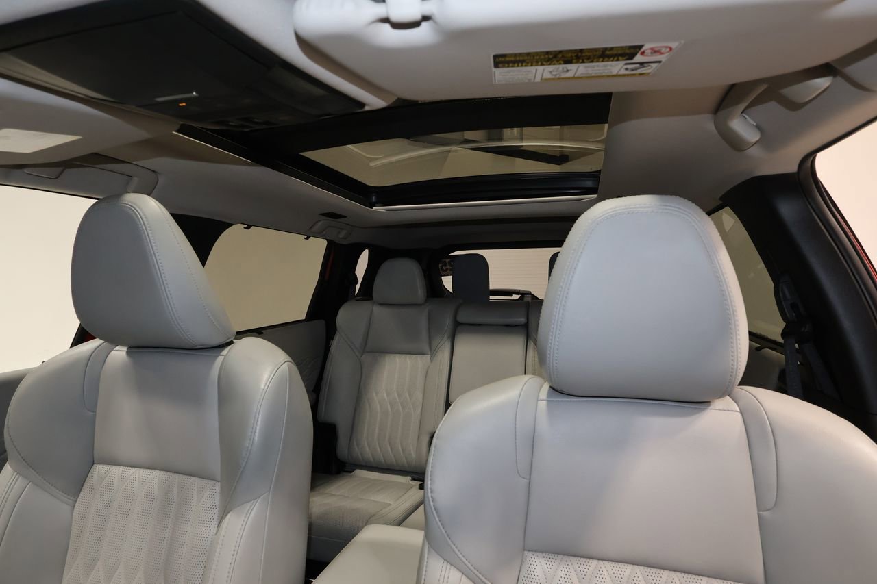 Used 2025 Mitsubishi Outlander SEL FWD image 18