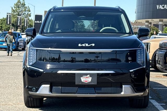 Certified 2024 Kia EV9 Land AWD/4WD image 11