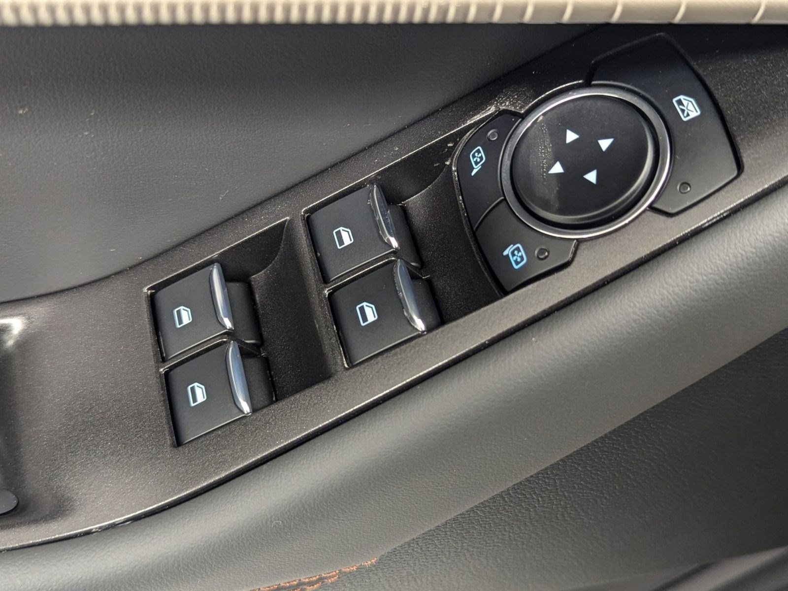 New 2026 Ford Explorer Active w/ Active Comfort Package image 18