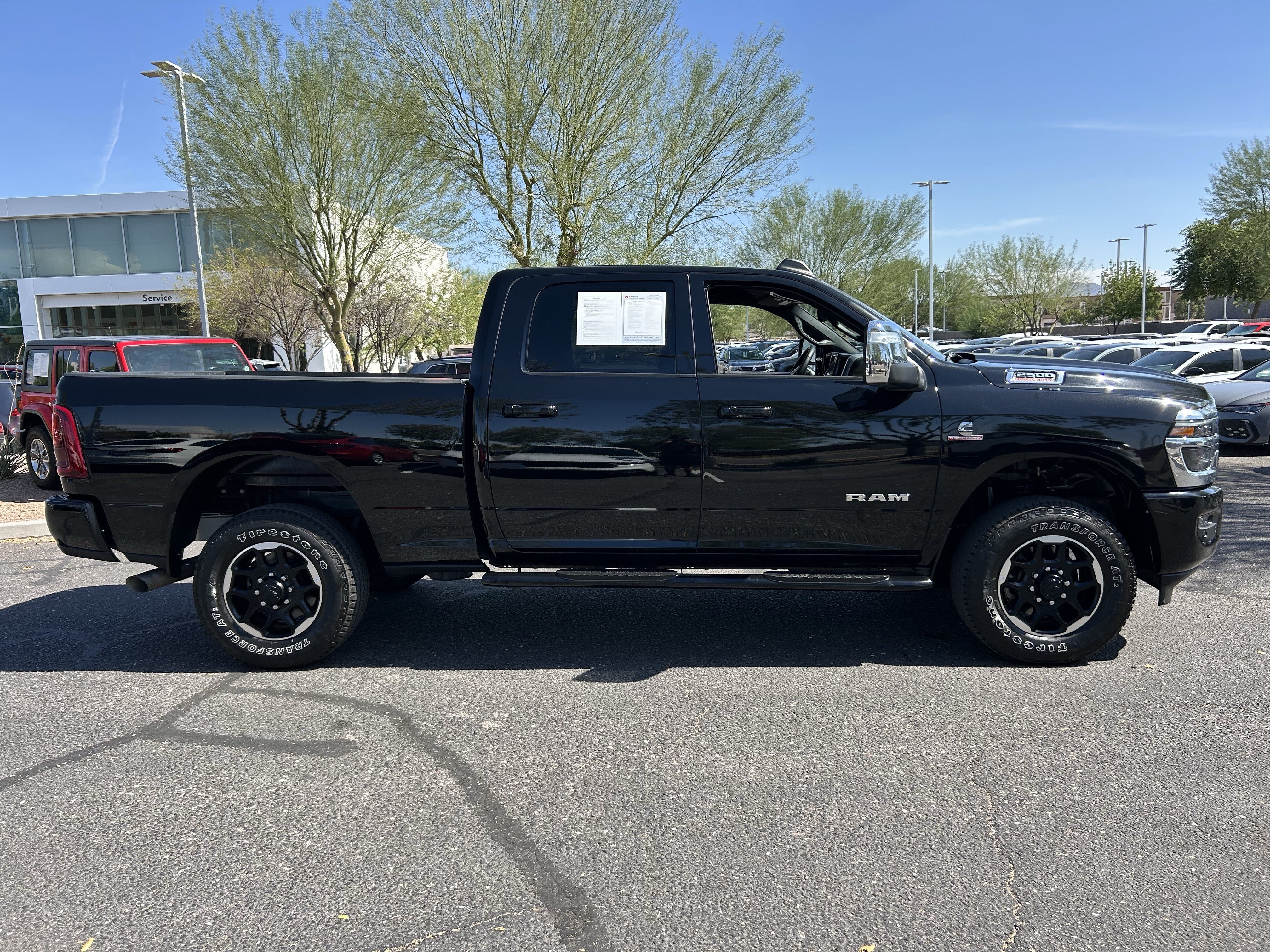 Used 2025 RAM 2500 Laramie AWD/4WD image 5