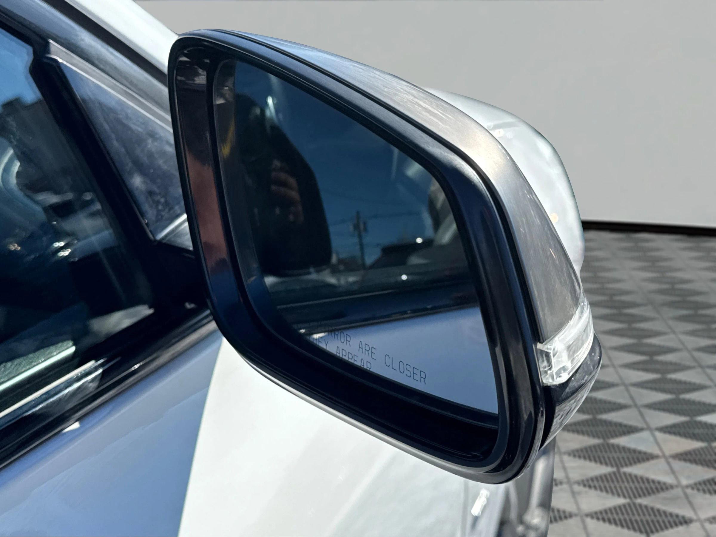 Used 2020 BMW X2 M35i w/ Premium Package image 28