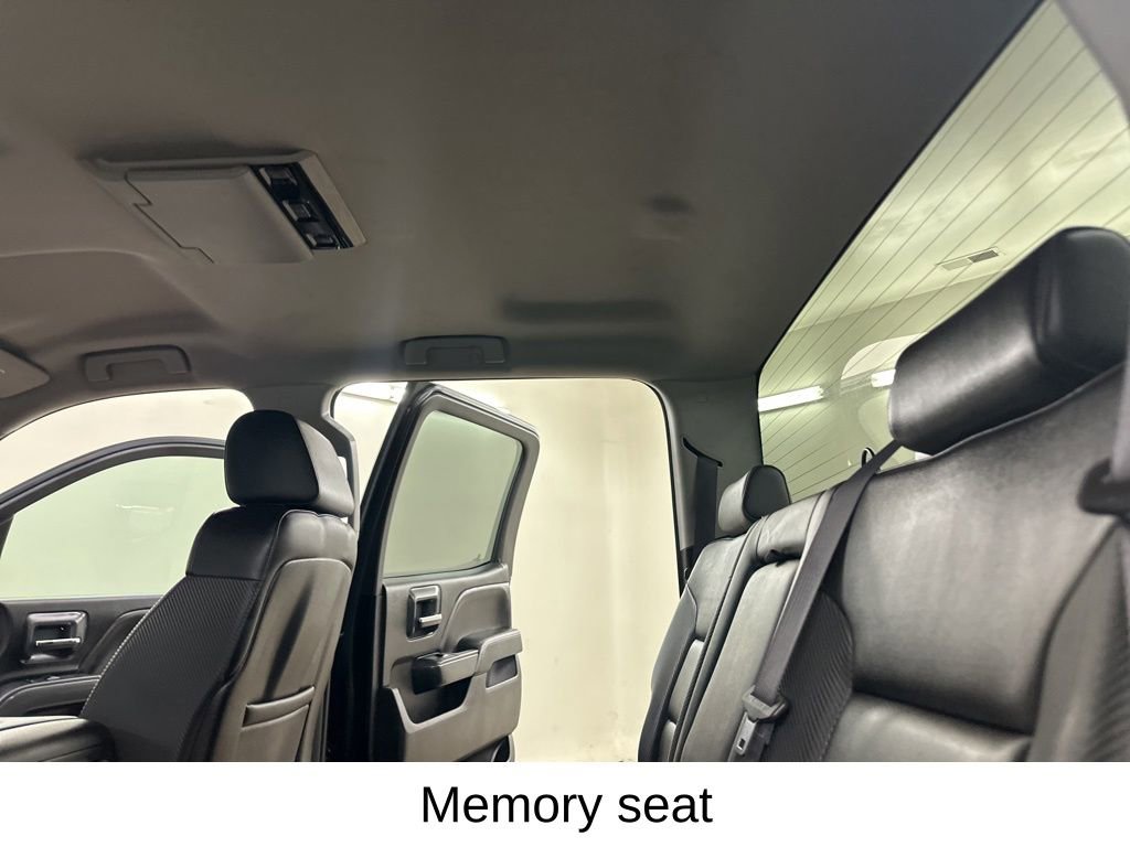 Used 2015 GMC Sierra 2500 SLT w/ All-Terrain HD Package image 31