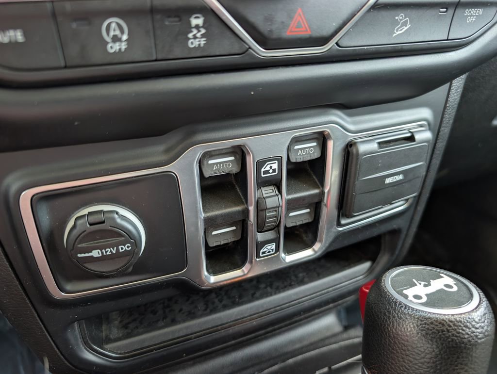 Used 2019 Jeep Wrangler Unlimited Sport S AWD/4WD image 30