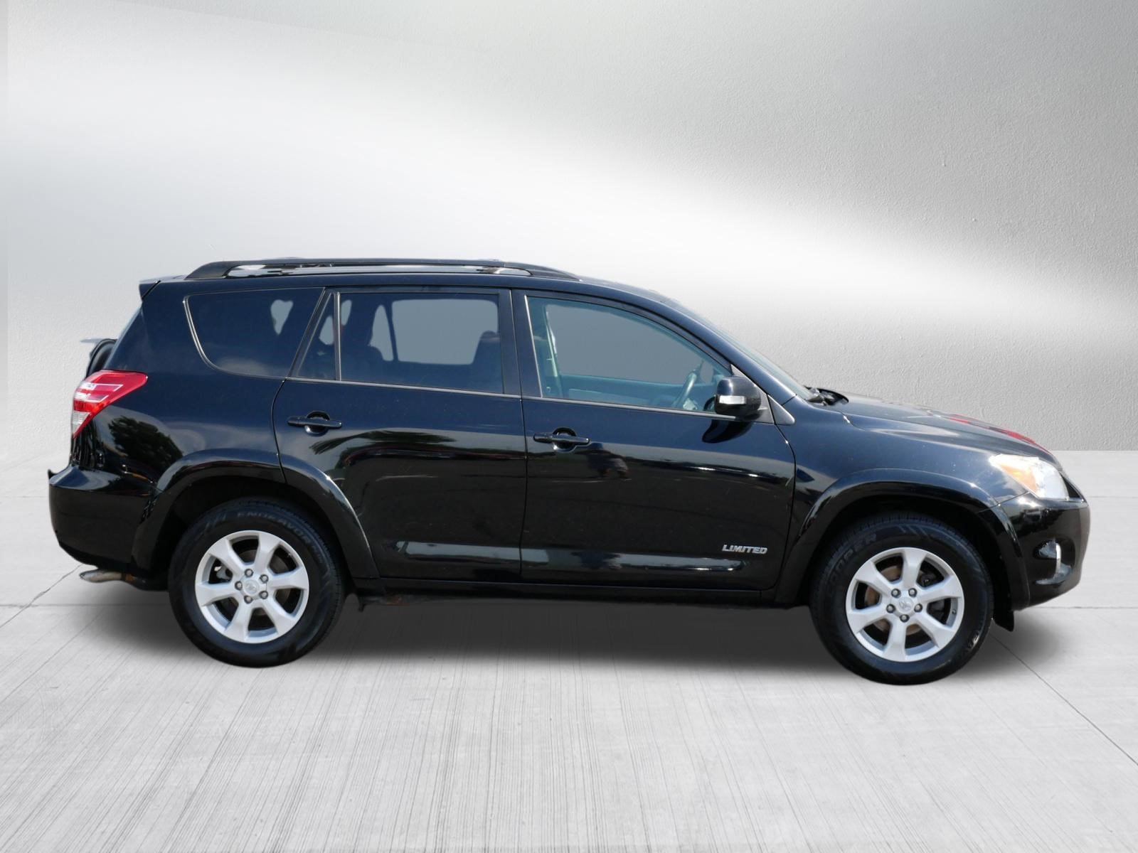 Used 2011 Toyota RAV4 Limited w/ Limited Extra Value Pkg AWD/4WD image 8