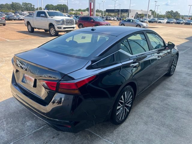 Used 2025 Nissan Altima 2.5 SV w/ SV Premium Package FWD image 4