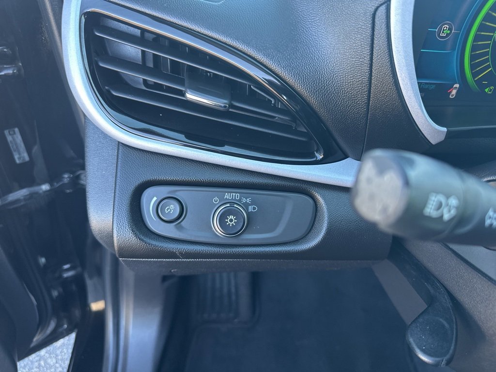 Used 2017 Chevrolet Volt LT image 12