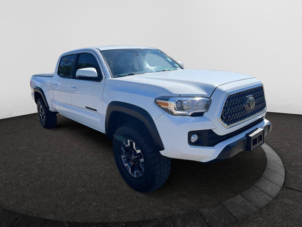 Used 2019 Toyota Tacoma TRD Off-Road w/ Technology Package AWD/4WD image 4
