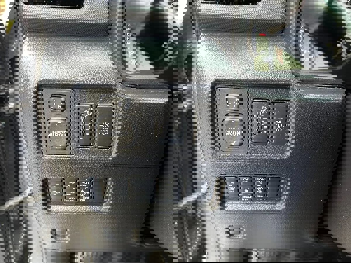 Used 2020 Toyota 4Runner Nightshade image 31