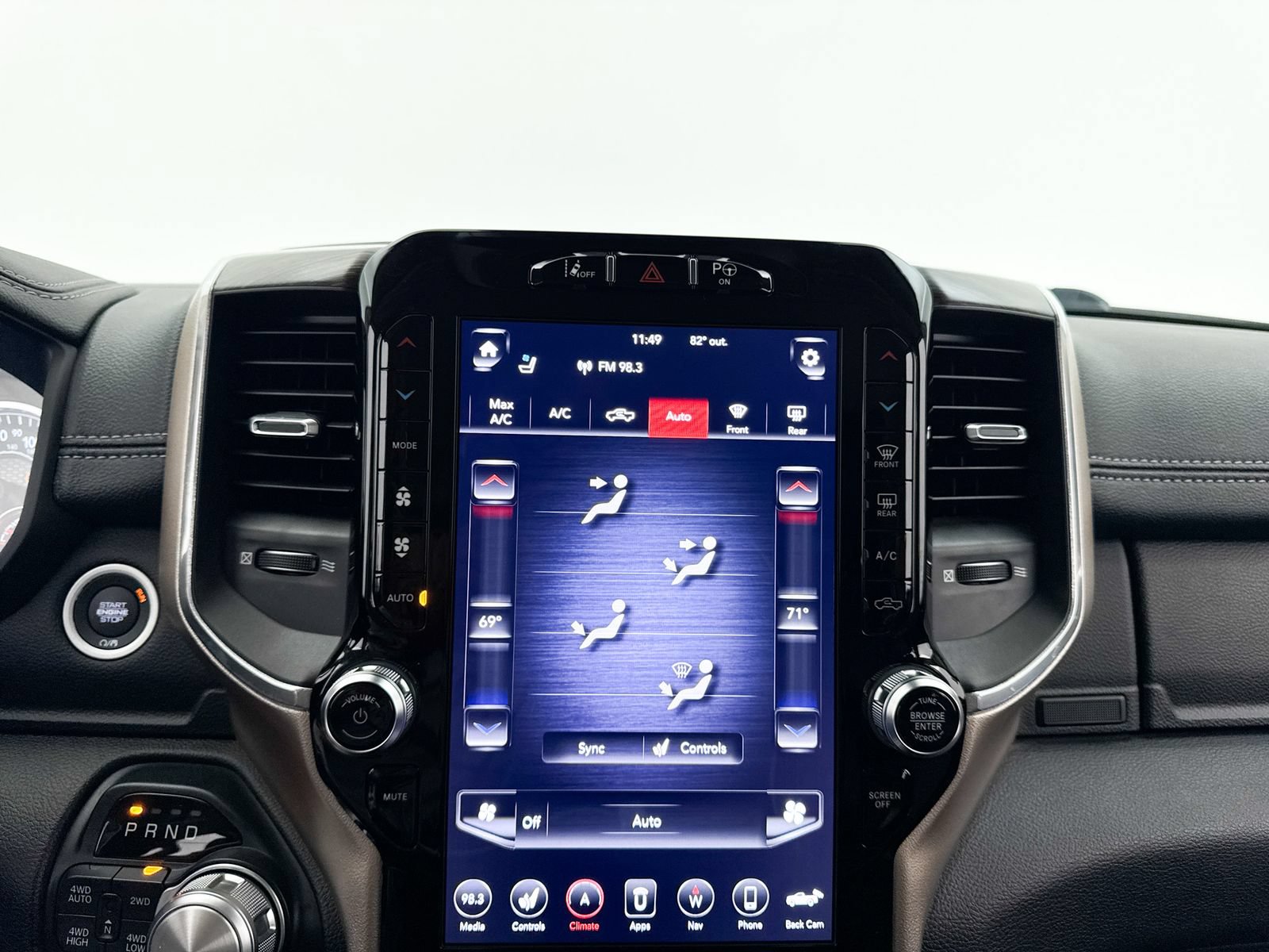 Used 2019 RAM 1500 Laramie AWD/4WD image 23