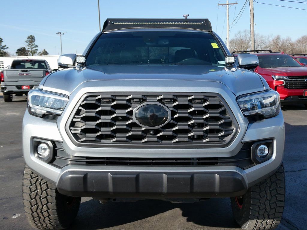 Used 2023 Toyota Tacoma TRD Off-Road w/ TRD Premium Off Road Package AWD/4WD image 15
