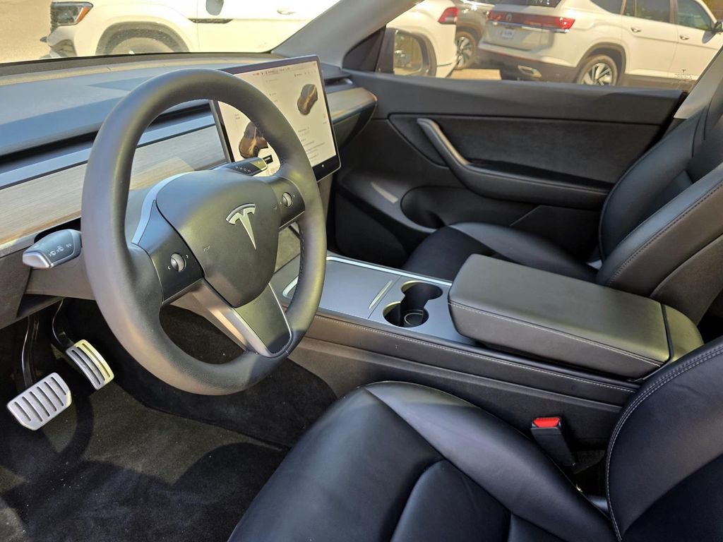 Used 2021 Tesla Model Y Performance image 19