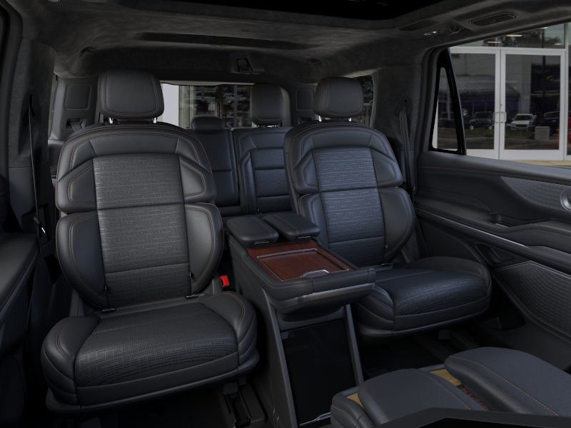 New 2025 Lincoln Navigator Black Label image 11