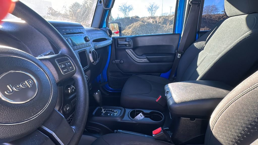 Used 2016 Jeep Wrangler Unlimited Sport image 13
