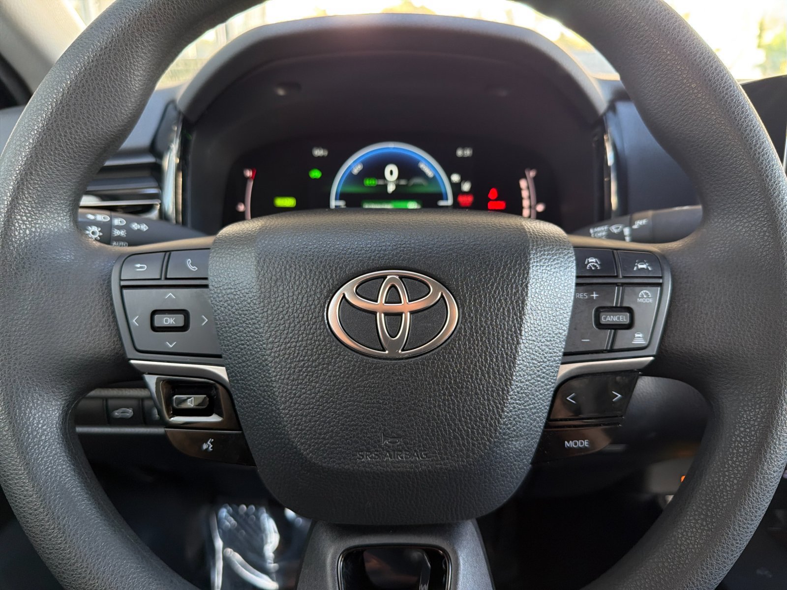Used 2025 Toyota Camry LE FWD image 20