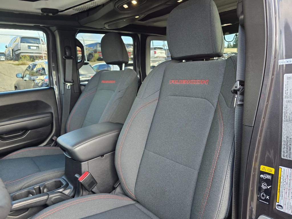 Used 2024 Jeep Wrangler Unlimited Rubicon w/ Convenience Group image 23