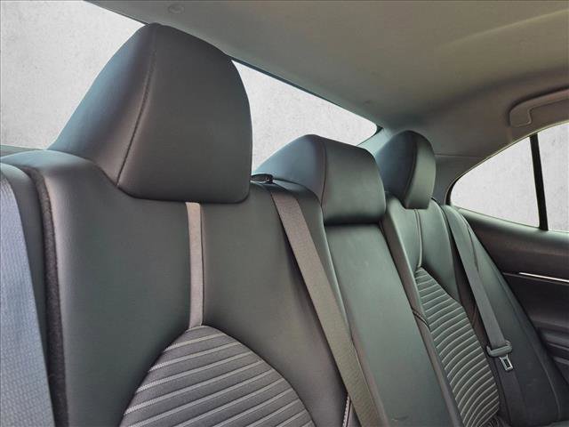 Used 2021 Toyota Camry SE FWD image 15