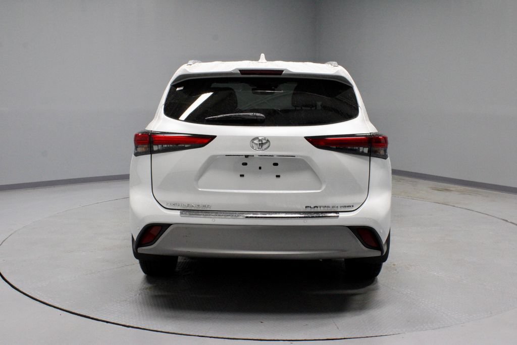 Used 2022 Toyota Highlander Platinum AWD/4WD image 8