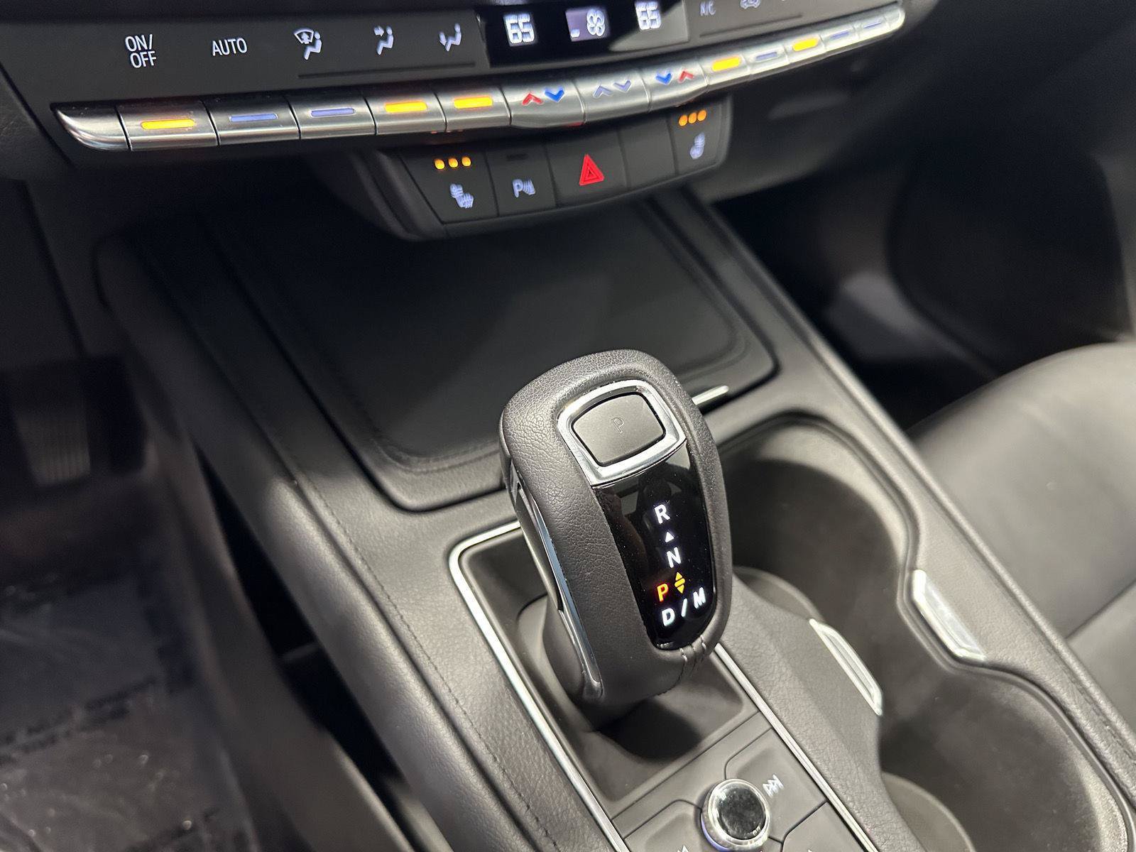 Used 2019 Cadillac XT4 Premium Luxury w/ Cold Weather Package AWD/4WD image 27