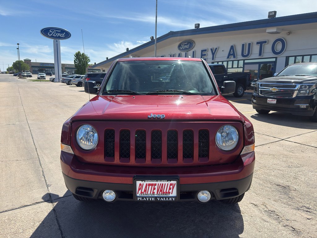 Used 2015 Jeep Patriot High Altitude AWD/4WD image 4