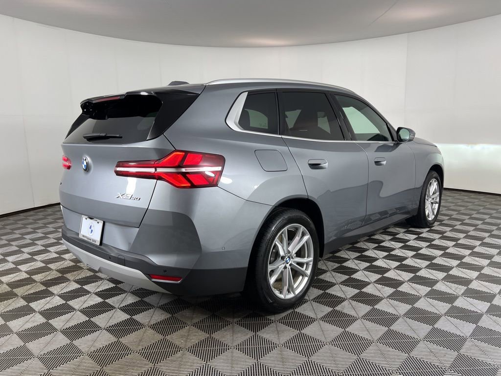 Used 2025 BMW X3 xDrive30i image 5