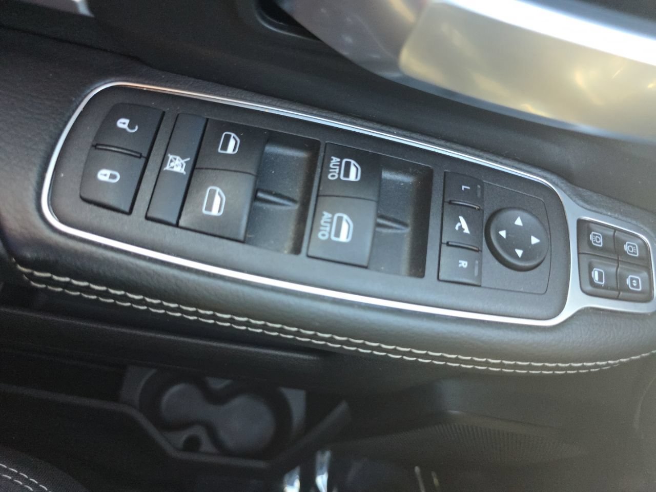 Used 2024 RAM 3500 Big Horn w/ Night Edition AWD/4WD image 45
