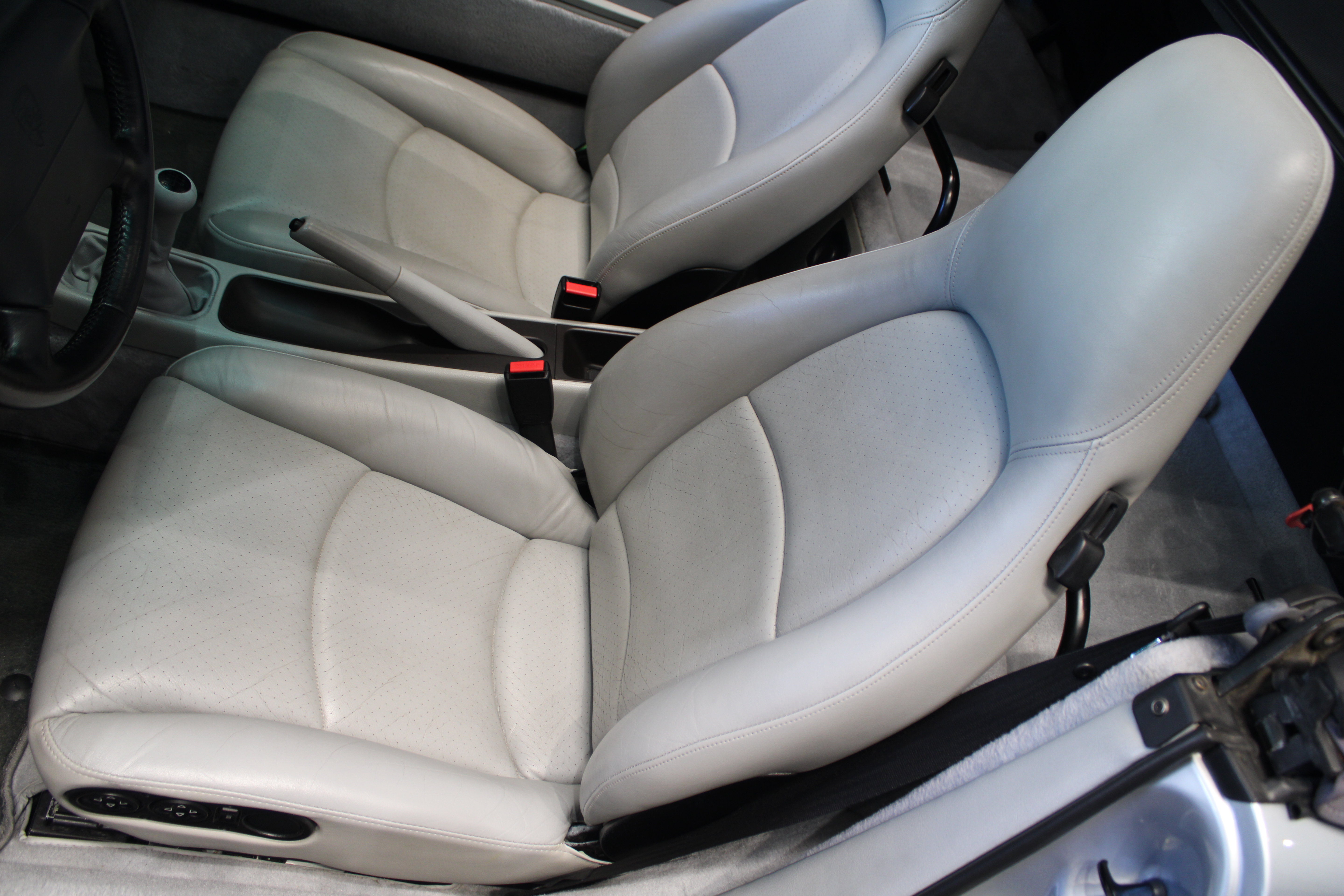 Used 1996 Porsche 911 Cabriolet image 24