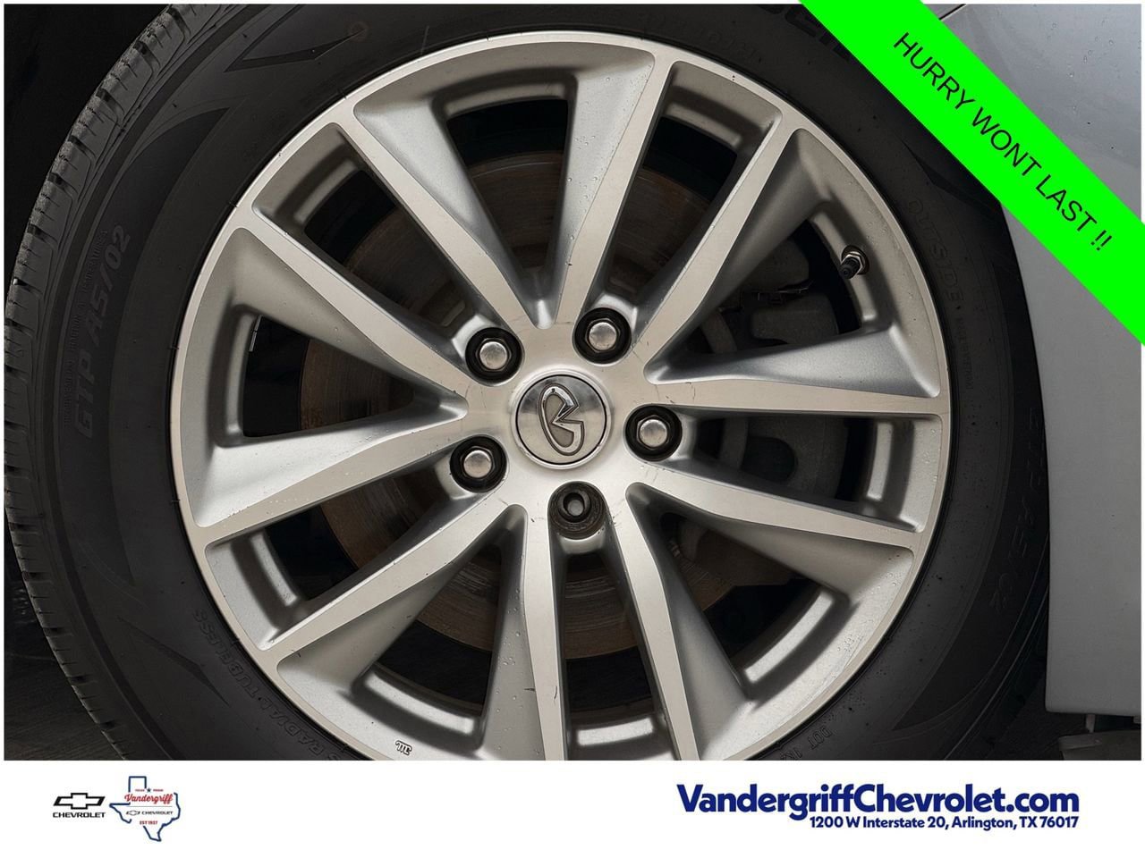 Used 2015 INFINITI Q50 Premium w/ Navigation Package AWD/4WD image 9
