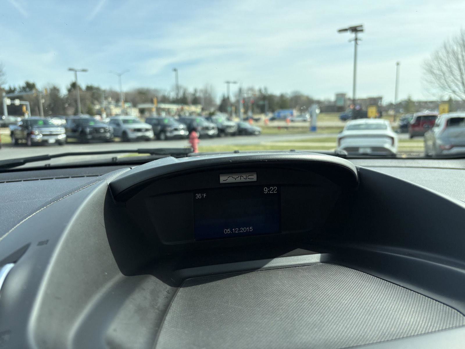 Used 2015 Ford Escape SE image 9