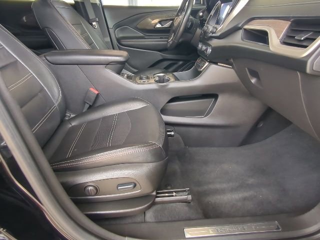 Used 2022 GMC Terrain Denali w/ Denali Premium Package image 24