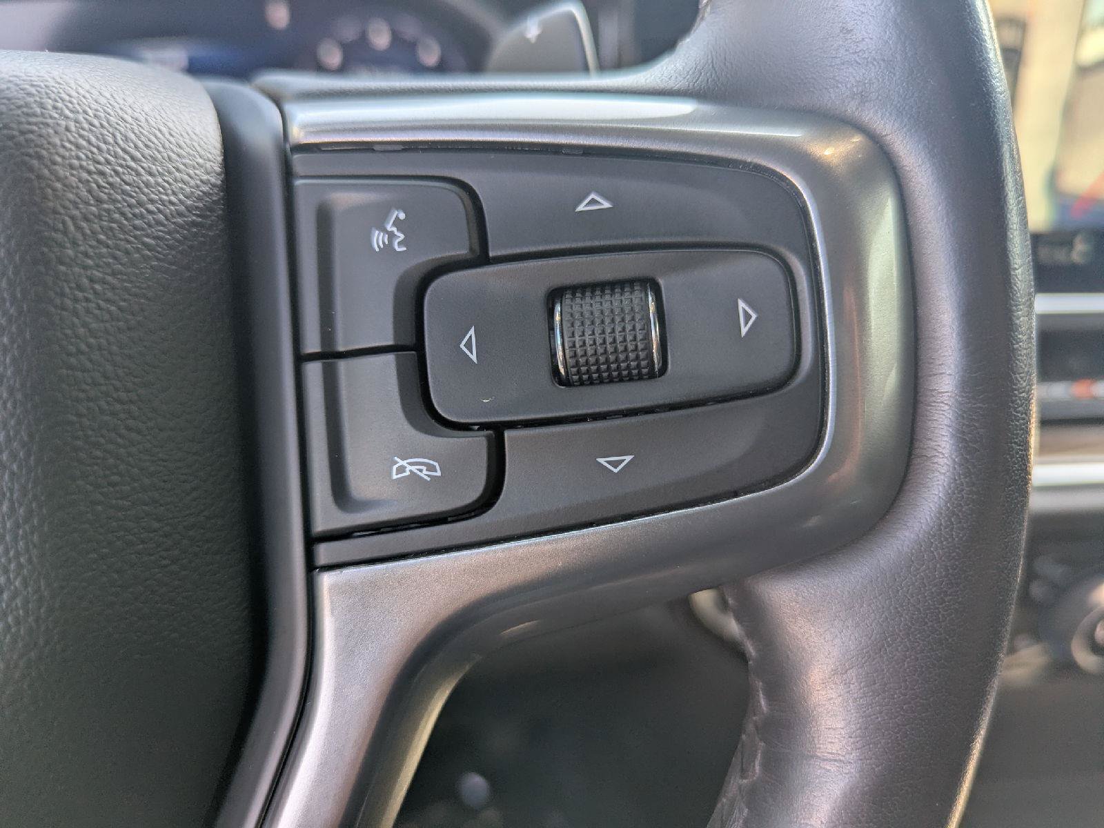 Used 2023 Chevrolet Silverado 1500 RST AWD/4WD image 19