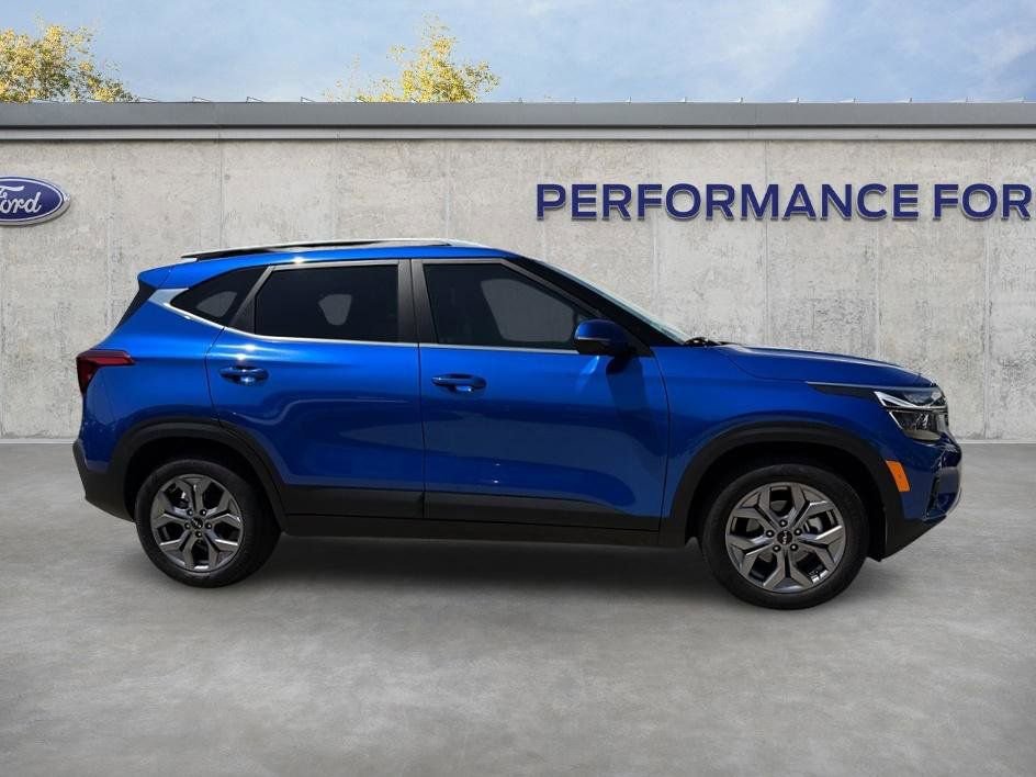 Used 2024 Kia Seltos S image 6
