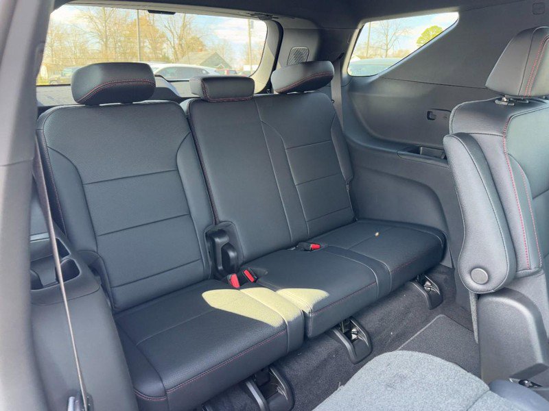 New 2026 Chevrolet Traverse Z71 w/ Driver Confidence Package image 7