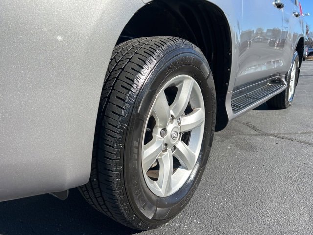 Used 2010 Lexus GX 460 image 11
