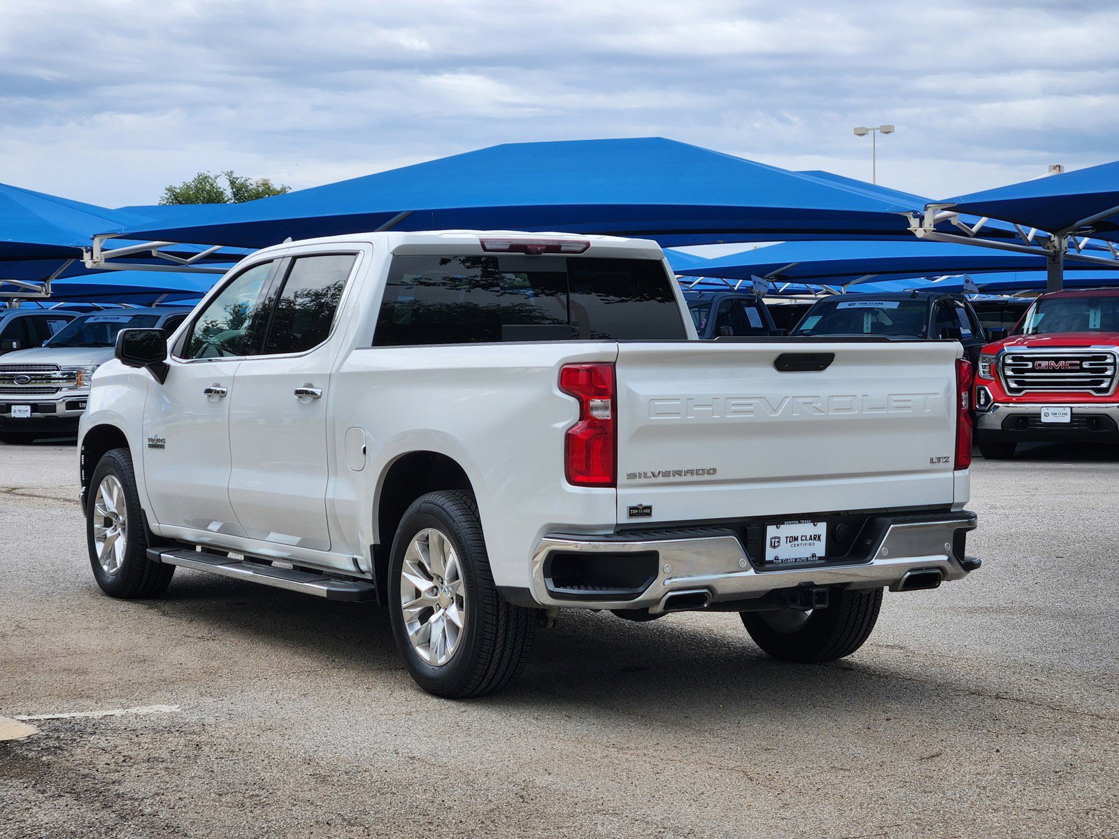 Used 2021 Chevrolet Silverado 1500 LTZ w/ LTZ Premium Texas Edition AWD/4WD image 4