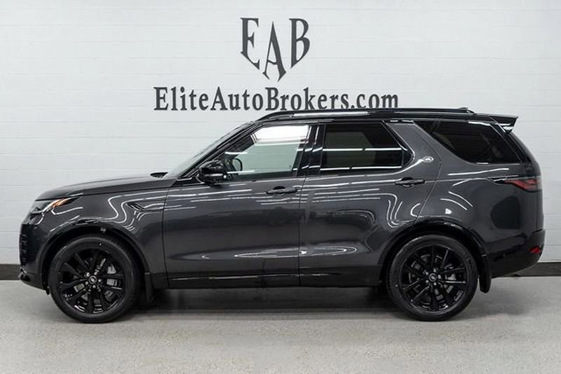 Used 2023 Land Rover Discovery S R-Dynamic image 2