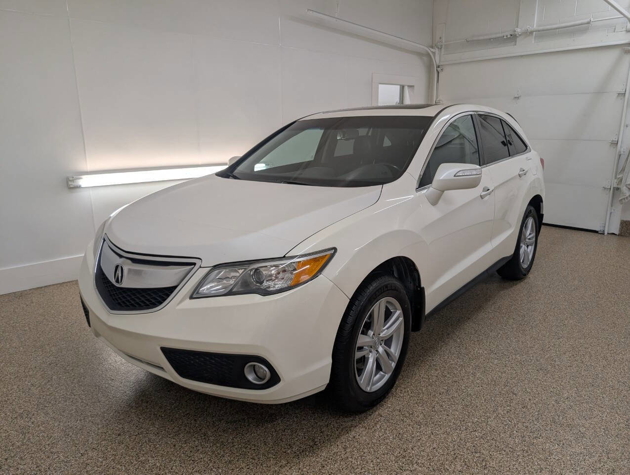 Used 2013 Acura RDX AWD image 2