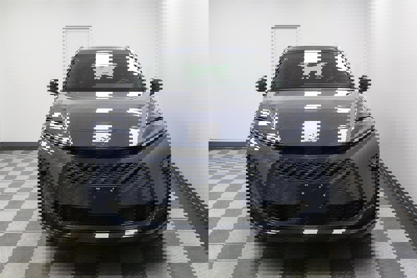 New 2025 Toyota Crown Signia image 3