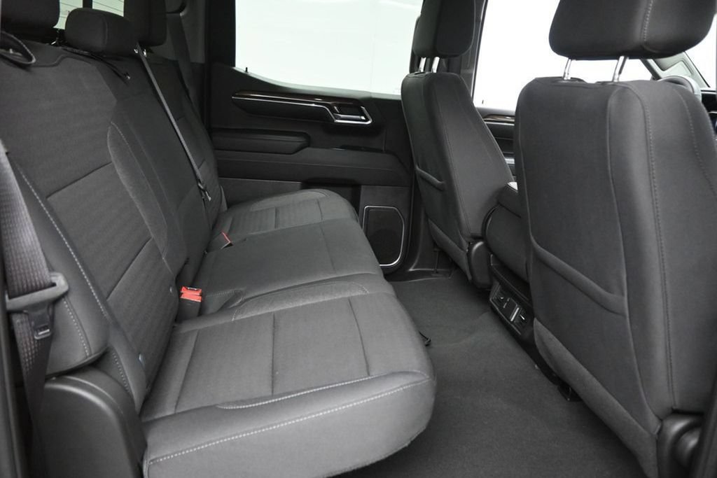 Used 2024 Chevrolet Silverado 1500 LT w/ Convenience Package II RWD image 22