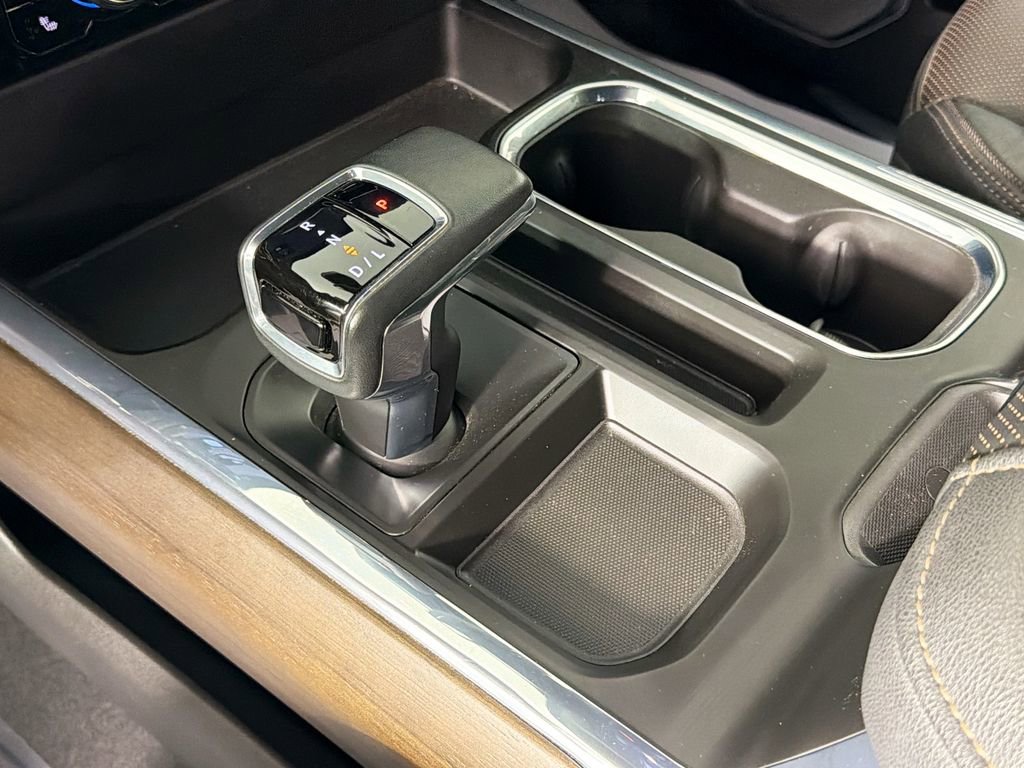 Used 2024 Chevrolet Silverado 1500 High Country w/ Z71 Off-Road Package image 17