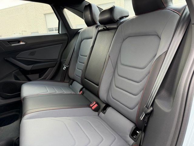 Used 2025 Volkswagen Jetta GLI Autobahn image 21