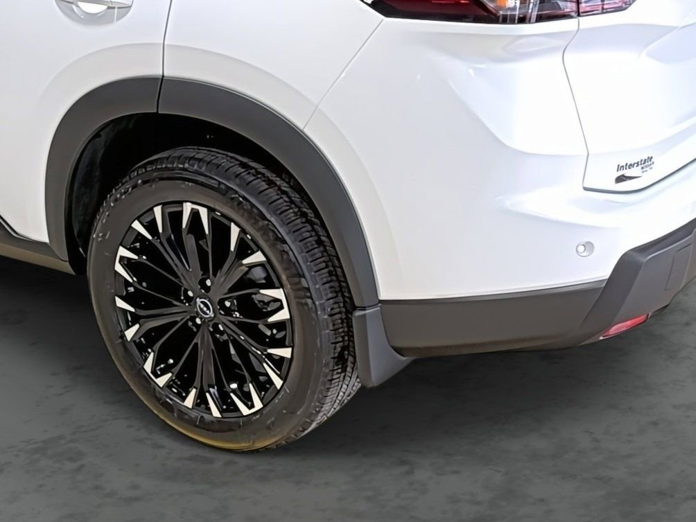 New 2026 Nissan Rogue SV AWD/4WD image 9