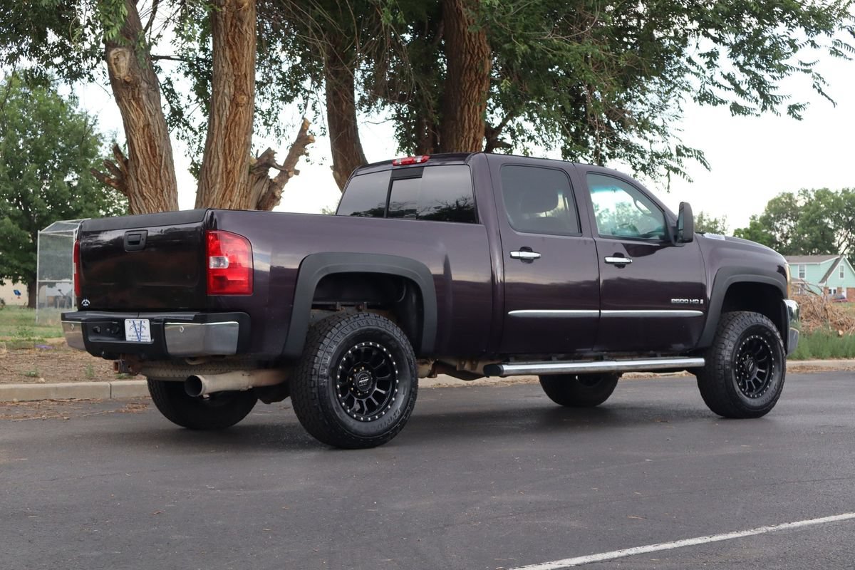 Used 2008 Chevrolet Silverado 2500 LTZ w/ Safety Package AWD/4WD image 5