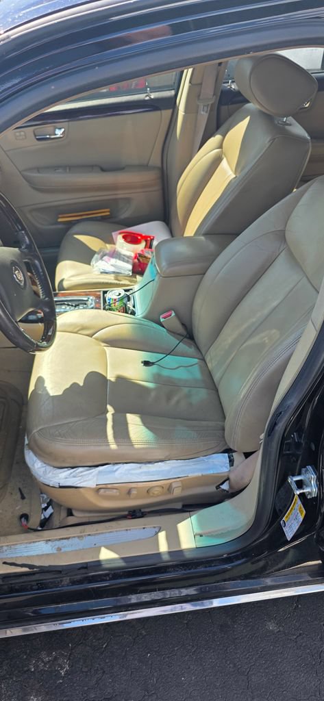 Used 2007 Cadillac DTS Luxury II FWD image 18