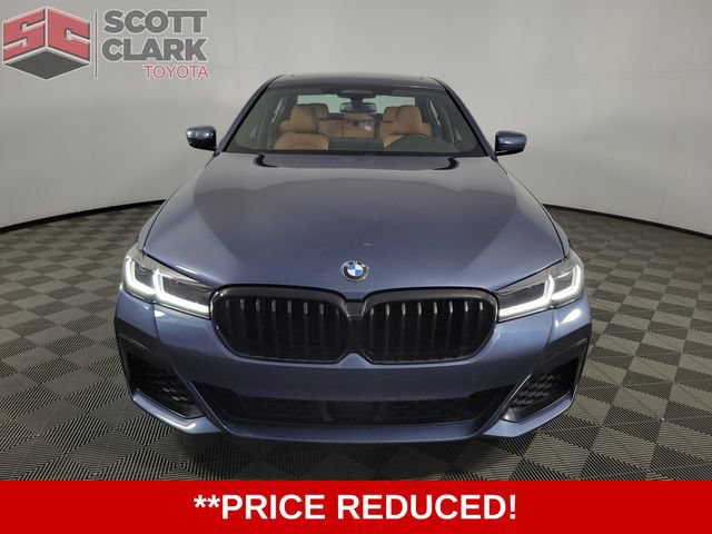Used 2023 BMW 540i w/ M Sport Package RWD image 2