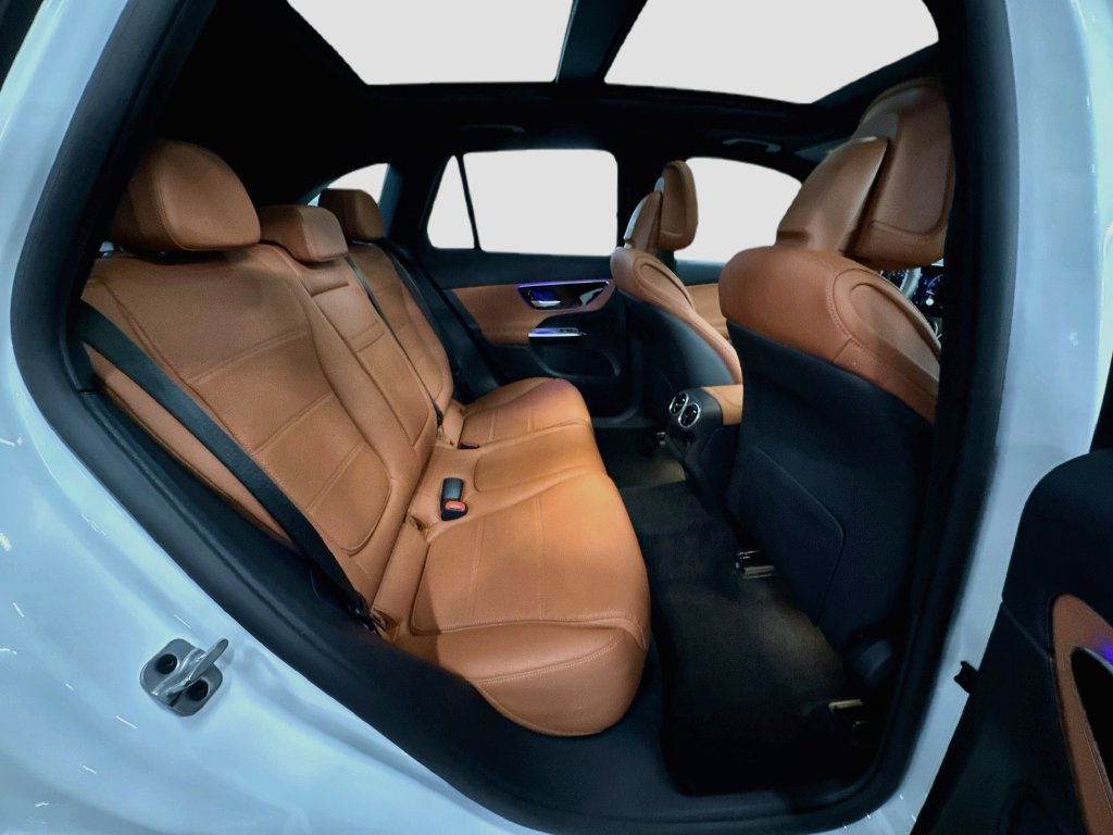 Certified 2026 Mercedes-Benz GLC 300 4MATIC image 33