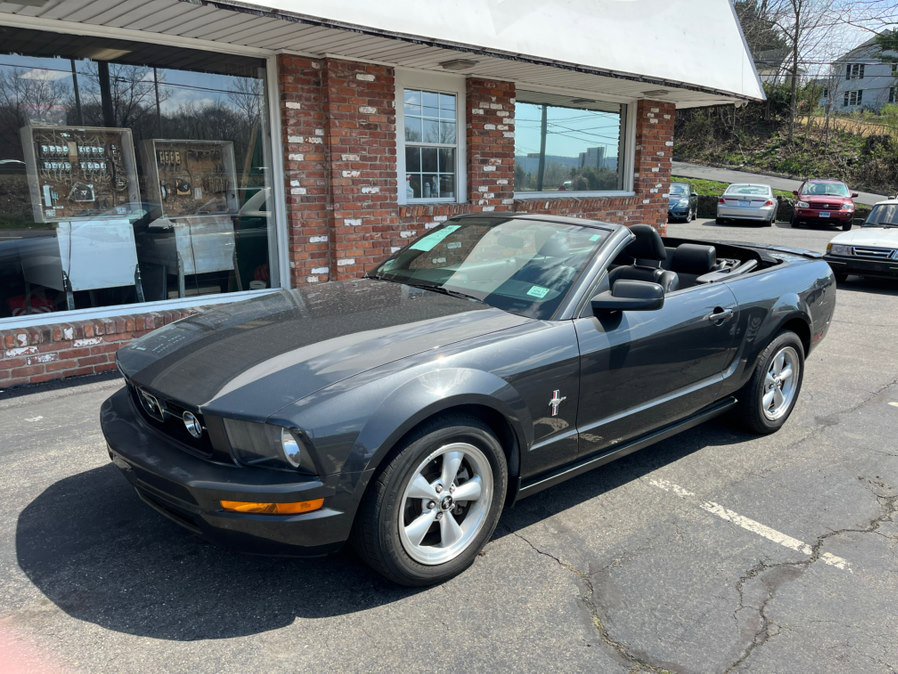 Used 2008 Ford Mustang Premium RWD image 1
