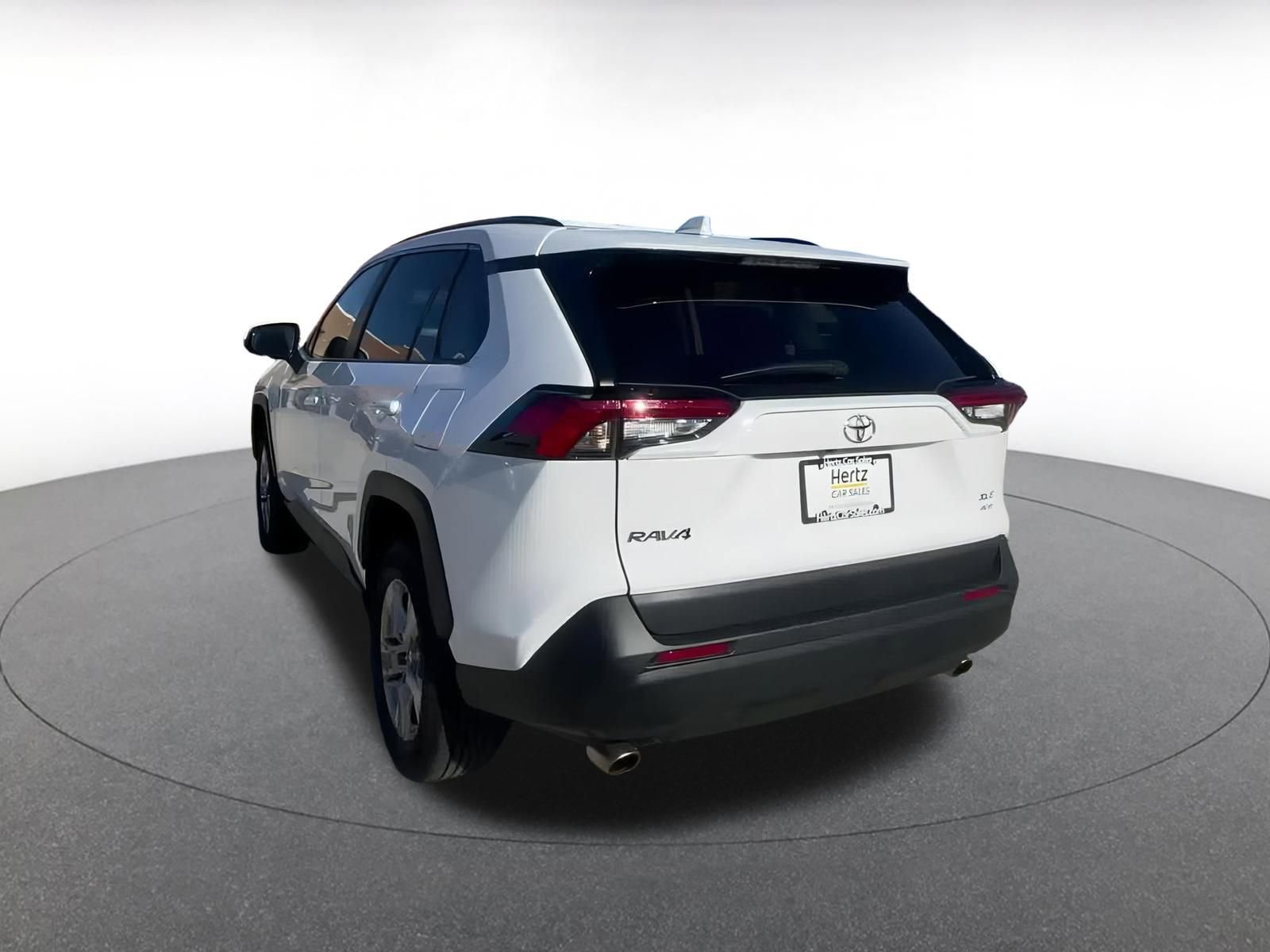 Used 2025 Toyota RAV4 XLE image 15