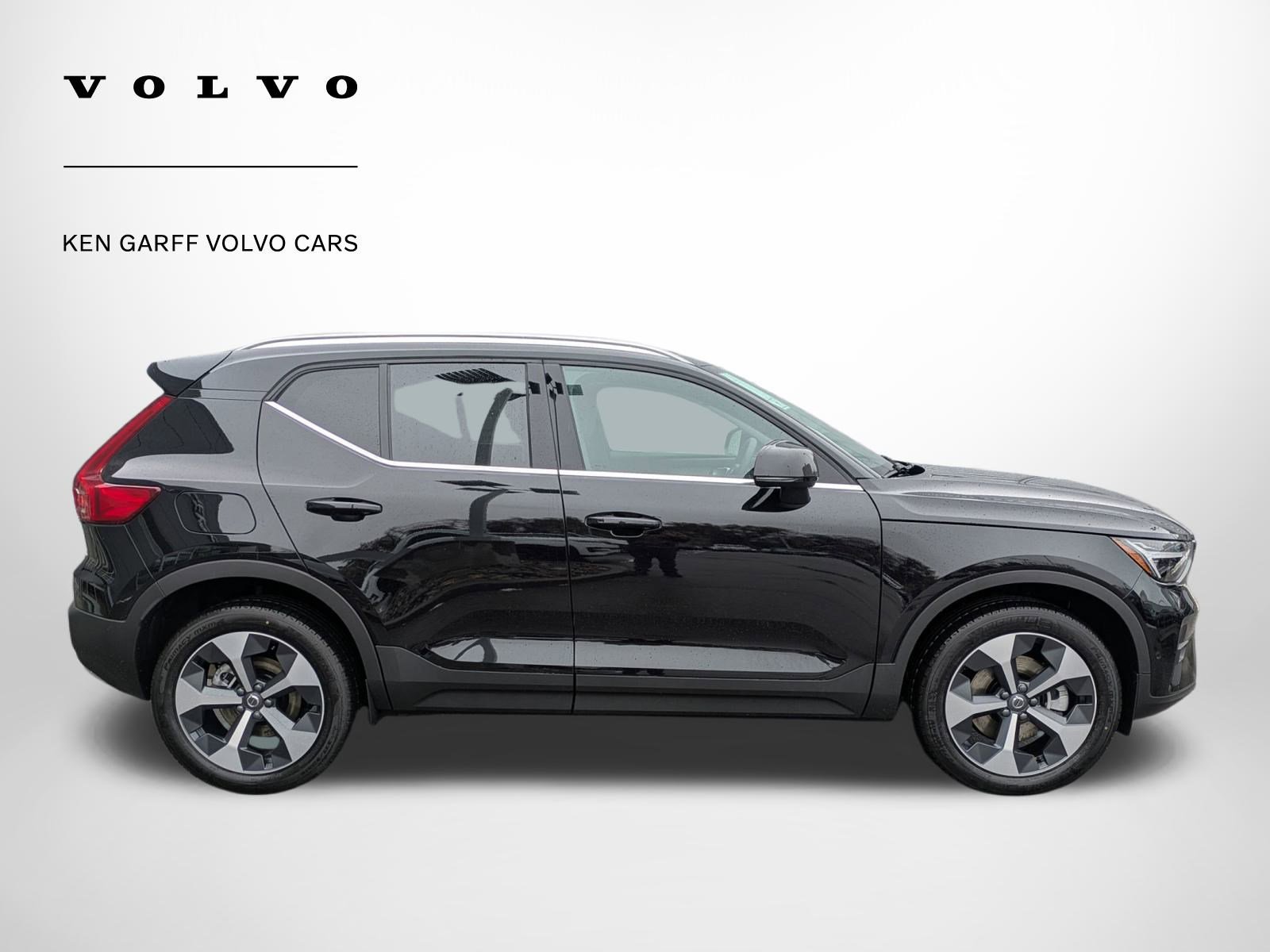 New 2025 Volvo XC40 B5 Plus w/ Protection Package Premier image 2