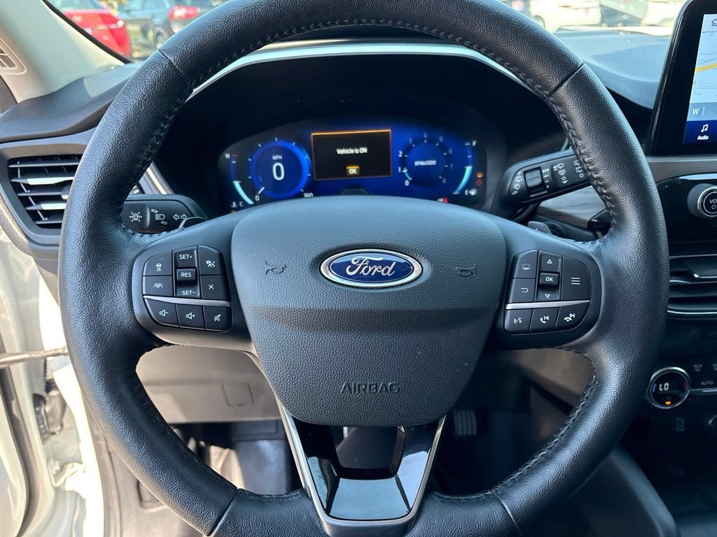Used 2020 Ford Escape Titanium w/ Titanium Premium Package 2.0 AWD/4WD image 23